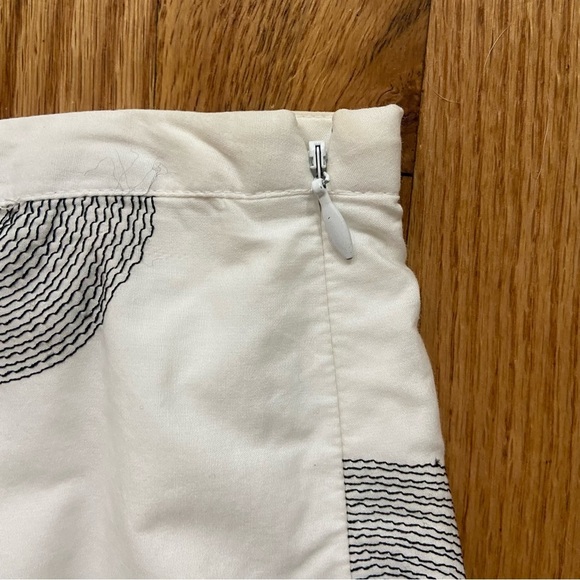 Talbots A Line Skirt Size 10P White Geometric Cotton Lined Knee Length Career - Picture 2 of 8